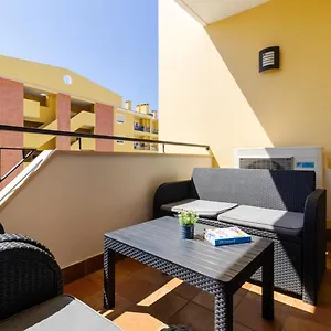 https://2-bedroom-apartment-in-luxury-complex-walking-distance-to-town.hotelaalgarve.com